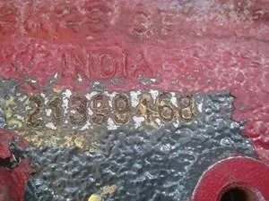 бывший в пользовании натяжитель ремня и промежуточный шкив для двигателя mack mp8 2