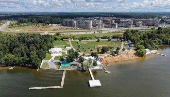Выяснили, как близость к водоему меняет повседневные привычки городских жителей