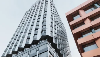 Драмы, ужасы и не только: распределили &laquo;оскары&raquo; на рынке новостроек по итогам 2025 года