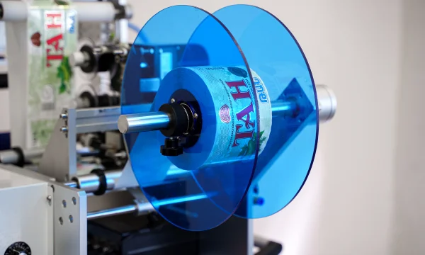 Этикетировщик для цилиндрической тары AS-C12 1