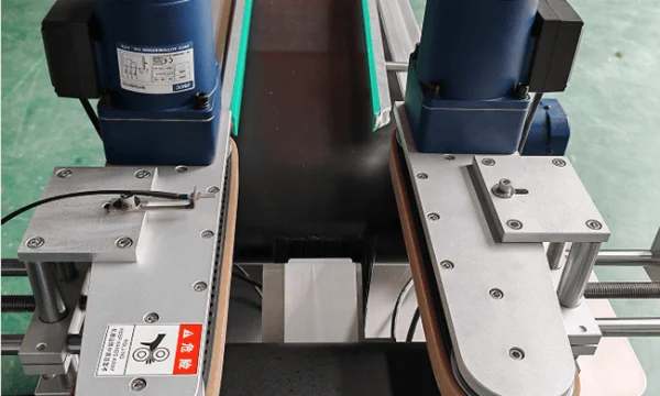 Автоматическая этикетировочная машина AS-P01Z 1