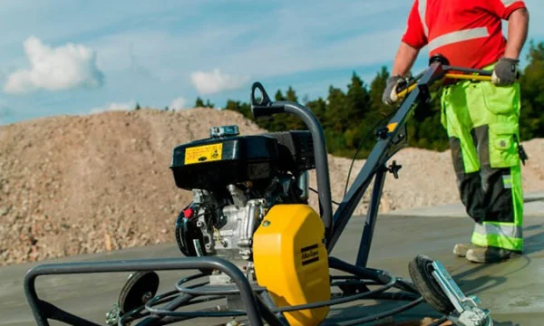 Бетонные промышленные полы с топпингом в Луганске 0