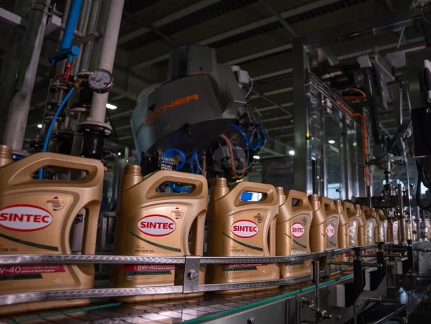 Смазочные материалы SINTEC начал выпускать крупнейший в Европе контрактный блендинг