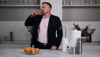 Виктор Кордюков, руководитель компании ПВВК, раскрывает секрет технологии, которая очищает воду и сохраняет полезные минералы