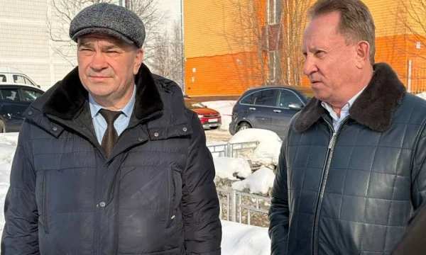 В Нижневартовске ищут выход из парковочного тупика у больницы