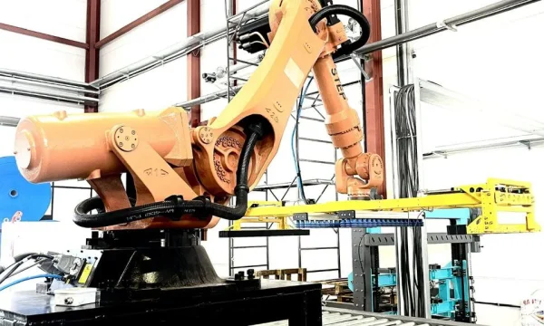 РОБОТИЗИРОВАННАЯ УПАКОВКА: НОВЫЙ ЭТАП ТОЧНОСТИ ОТГРУЗКИ НА ПОЛИМАТИЗЕ