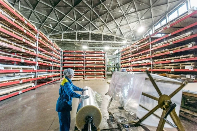 На обновление первого в России производства HPL направлено 1,5 млрд руб. Благодаря инвестициям социальные объекты смогут сократить бюджет на эксплуатацию в 1,5–2 раза На обновление первого в России производства HPL направлено 1,5 млрд руб. Благодаря инвестициям социальные объекты смогут сократить бюджет на эксплуатацию в 1,5–2 раза