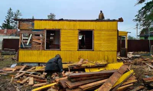 Демонтаж зданий, заборов и фундаментов с вывозом мусора. Работаем по Санкт-Петербургу и Ленинградской области. 2