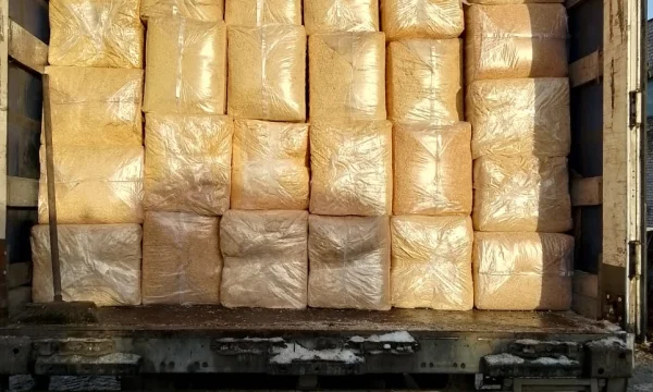 More Опилок Компания 4