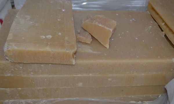 На постоянной основе покупаем парафиносодержащие продукты 0