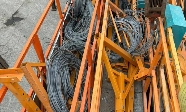 Аренда и продажа фасадных подъемников Zlp 630 бу и новые 1