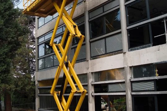 Подъёмники электрические и дизельные в аренду 0