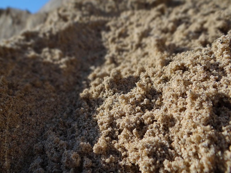 Природный песок: его разновидности и особенности выбора