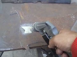Как очистить металлоконструкции от ржавчины при помощи пескоструя?