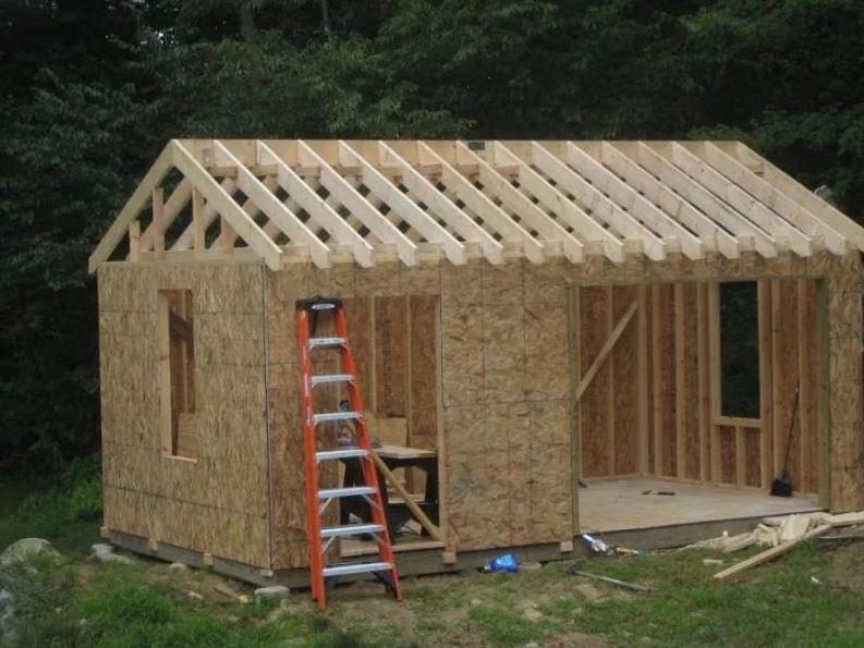 Как построить сарай на даче своими руками