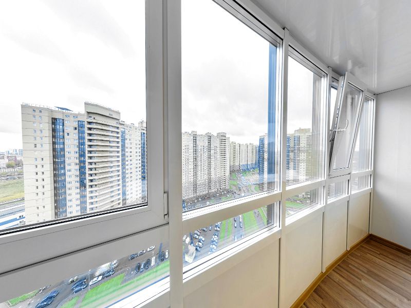 Остекление балконов и лоджий в Новосибирске от производителя