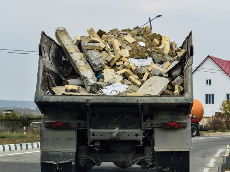 Вывоз строительного мусора в Подмосковье по низким тарифам