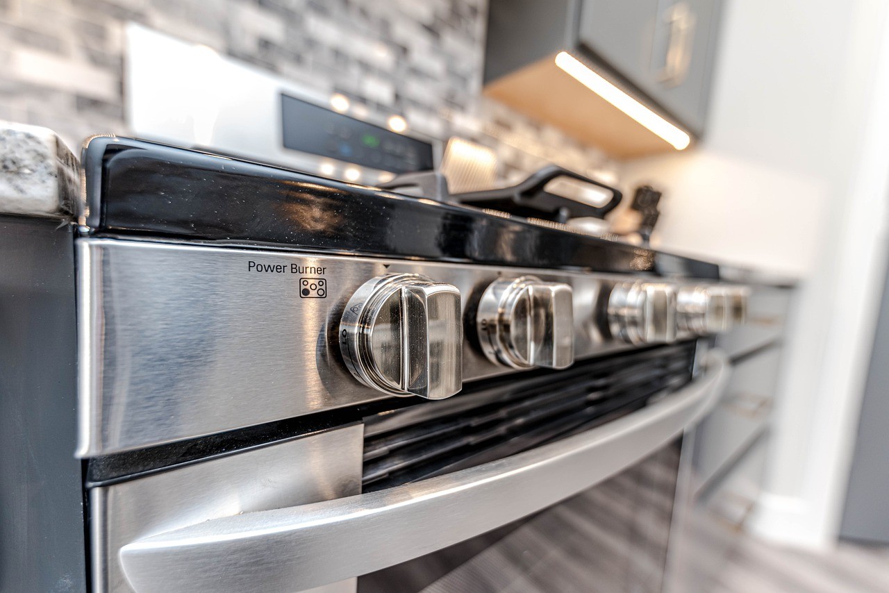 Что нужно знать при замене газовой плиты в квартире