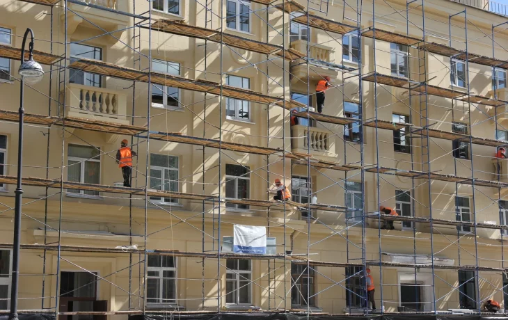 За два года будут капитально отремонтированы около 2-х тысяч домов в Москве